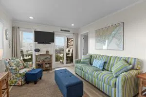 Southwinds F6 - Gloucester