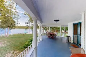 Garden Island's Maple - شيلبورن