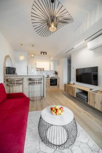 Studio 7 The Lake Home