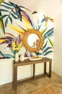 Ivys Cove Beach Side Condo - Luxury Villa