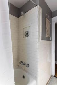 Hyde Park Comfort Near Rookwood