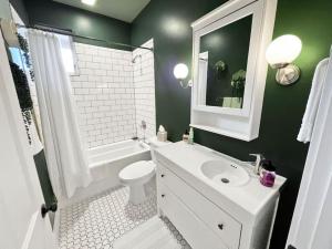 Walk to Rhinegeist, Findlay Market, FREE Streetcar