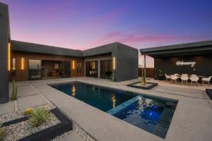 Black C House