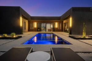 Black C House