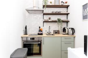 10 min walk to Schonbrunn l Deluxe Suite