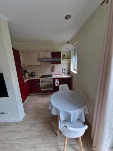 ruhige Einliegerwohnung+Terrasse