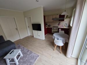 ruhige Einliegerwohnung+Terrasse