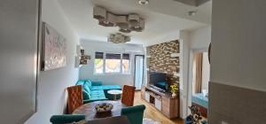 Vrnjački Lux free parking GARAGE