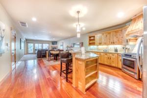 #201 Grand Lodge South Master Suite