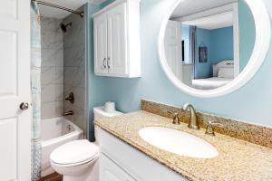 Pelican Beach Resort 1001