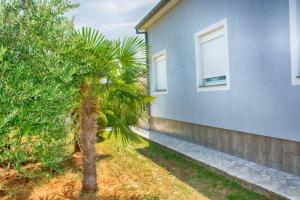 Apartment Vacation Rental Near Pula