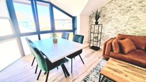 Industrie Stil Apartment unweit vom See