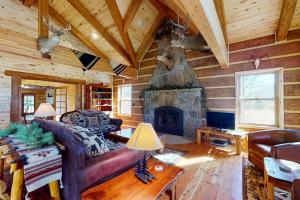 Cougar Canyon Main and Bunk