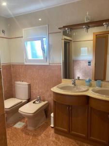 GRANDIOSO CHALET EN CASTELL DE POBLA MONTORNES