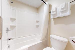 Riverbank Connecting Motel Rooms 9 & 12