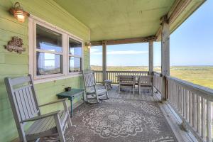 Gulf Breezes Entire Home