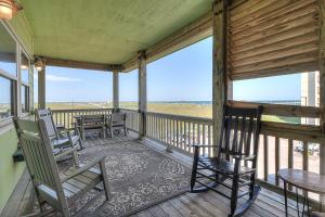 Gulf Breezes Entire Home