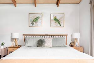 Dove Studio with Garden Patio