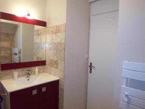 Studio cosy avec balcon face à la plage - Les Sables-dOlonne - FR-1-197-275