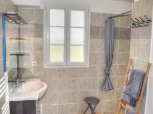 Maisons de vacances Gite Rilly-sur-Vienne, 4 pieces, 6 personnes - FR-1-381-481 : photos des chambres