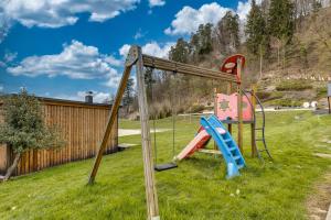 Honeycomb Chalets And Apartments Mozirje 