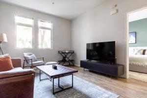 Playa Del Rey 1BR w Balcony Pool Gym Sky Deck LAX-119