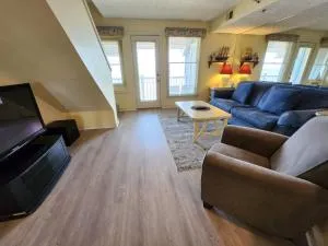 North Shore Inn TC 306 - Devils Elbow