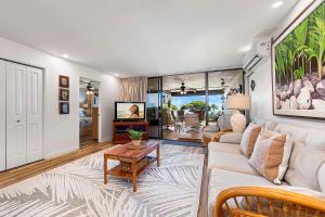 Country Club Villas#115