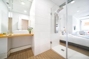 Estudio con terraza vista mar