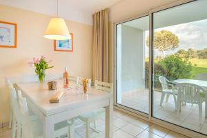 Appart'hotels Lagrange Vacances L’Estran : photos des chambres