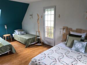 B&B / Chambres d'hotes Grande Chambre Familiale VERTE Tout Bonnement Bien : photos des chambres