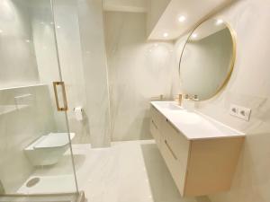 GOLDEN MILE FRONT LINE BEACH RESORT