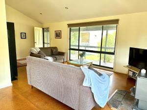 Bliss in Venus Bay - Welcome to 2025!