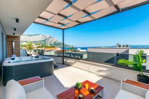 Luxury Penthouse White Angel 