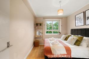 Stunning 2 bedroom Flat in London - Balcony