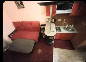 площа Старий Ринок з балконом