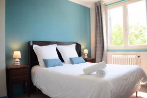 B&B / Chambres d'hotes Source de la Vallee : Chambre Double