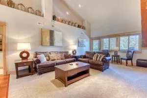 #404 Grand Lodge South Penthouse - 史蒂文森