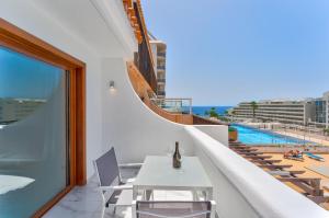 Harmony Apartment with ocean view in Parque Royal