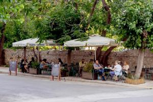 Central 2BR Apartment in the Heart of Athens