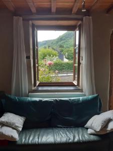 Maisons de vacances Authentic home in Semoy valley (France) : photos des chambres