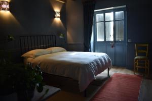 B&B / Chambres d'hotes Un jardin et trois maisons : photos des chambres