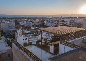 Bright 3bdr Apt with Roofgarden, Jacuzzi - Soúrmena