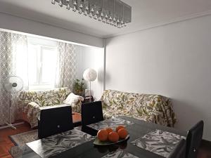 Centro. Bahía. Estaciones.