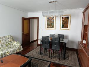 Centro. Bahía. Estaciones.