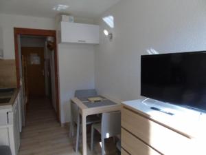 Appartements Studio Valfrejus, 1 piece, 2 personnes - FR-1-561-74 : photos des chambres