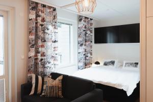 Rauhallinen asunto, sauna ja iso parveke - raitiovaunureitin varrella