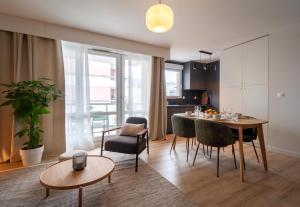 Appartements La Brise 4* I T3 Centre Ville I Garage : photos des chambres