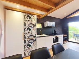 Chalets Cabanes du Domaine des Fees : photos des chambres