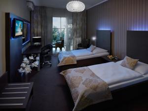 4 star Отель Hotel Centrum Нитра Словакия